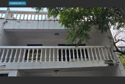 Casă cu 5 camere cu Canalizare în Lipovei