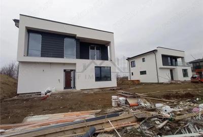 Valea Ursului, langa padure, Vila lux (ecologica)150mp.utili teren-550 - 2