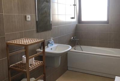 Apartament decomandat în Central - 2