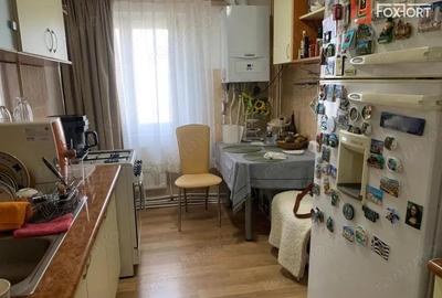 Apartament de vanzare cu 3 camere si 2 bai, etaj 2, zona Lipovei - 2