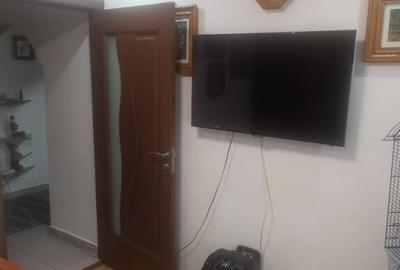 Apartament cu 3 camere decomandate Zona Cuza Voda 2 - 4
