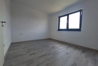 Casa tip duplex, incalzire in pardoseala, caramida, tigla ceramica - 9