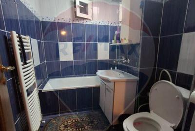 Apartament cu 3 camere de inchiriat in zona 1 Mai - 2