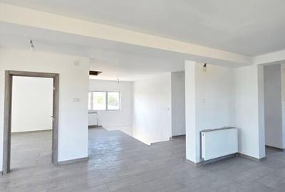 VANZARE VILA 280 MP. - TEREN 1430 MP. - STR. ROVINE - GAESTI - 2