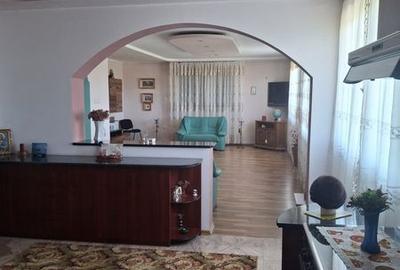 Casă cu 4 camere cu Teren 400 Mp în Central - 6
