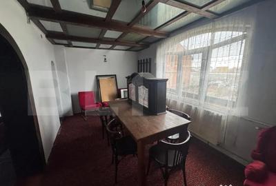 Casă cu 6 camere cu Teren 719 Mp în 14 Mai - 13
