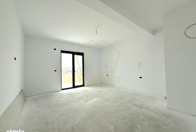 Casă cu 4 camere cu Teren 375 Mp în Sânandrei