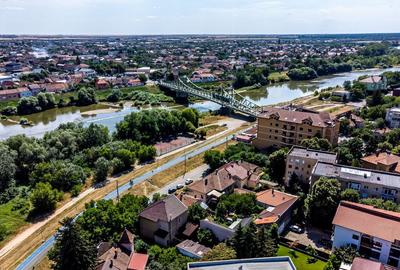 Casa pe Faleza Mure?ului - 2