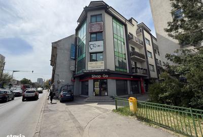 Spațiu comercial, de 82 mp, în Central - 6