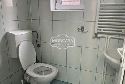 Spațiu comercial, de 50 mp, în Central - 3