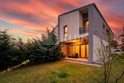 Duplex cu 4 camere cu Canalizare în Europa - 1