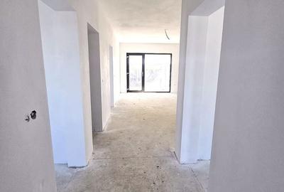 Casă cu 4 camere cu Teren 465 Mp în Odoreu - 6