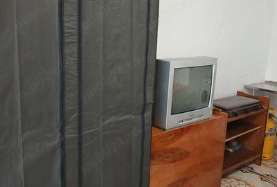 Inchiriez camera la casa intrare separata Inchiriez camera la casa intrare separata - 4