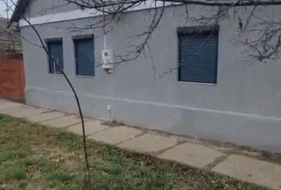 Casă cu 3 camere cu Teren 1454 Mp în Variaș - 4