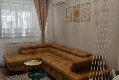 Apartament cu 3 camere decomandat în Tomis Nord - 2