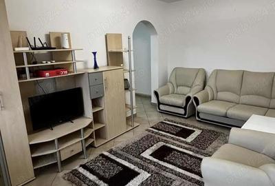 Apartament cu 4 camere decomandat în Central - 1