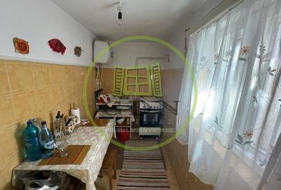 Casa parter bilaterala cu teren de 401mp si toate utilitatile in Catargiu - 8