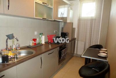Apartament cu 3 camere decomandat în Circumvalațiunii - 13