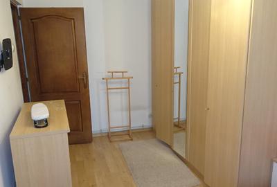 Inchiriez apartament 4 camere decomandat in Deva, et 3 Piata - 26