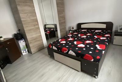 Casă cu 4 camere în Sinești - 1