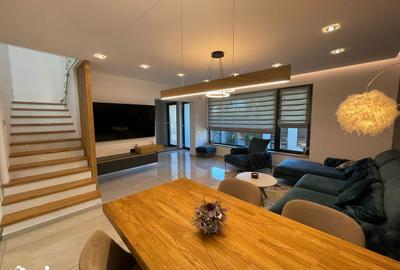 Casă cu 4 camere cu Teren 300 Mp în Central - 3