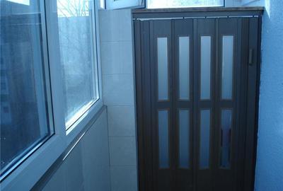 Apartament cu 2 camere decomandat în Gojdu - 4