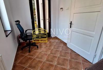 Spațiu comercial, de 110 mp, în Central - 4