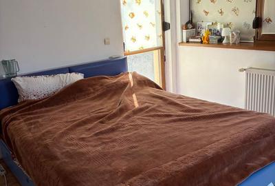 Casă cu 5 camere cu Teren 220 Mp în Central - 3