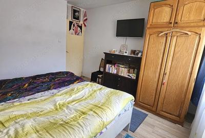 Proprietar , vand apartament 2 camere decomandat zona Cetate Stadion - 2