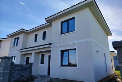 Duplex cu 4 camere cu Teren 306 Mp în Moșnița Nouă - 2