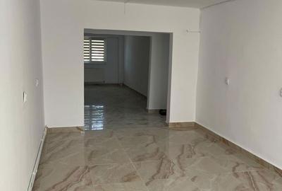 Spațiu comercial, de 18 mp, în Central - 13