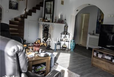 Casă cu 6 camere cu Canalizare în Mica - 8