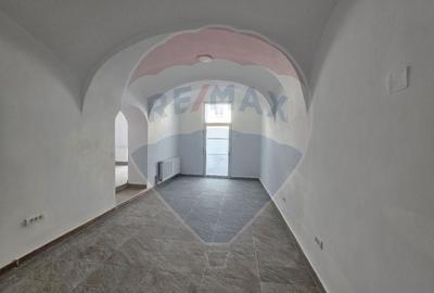 Spațiu comercial, de 80 mp, în Ultracentral - 6