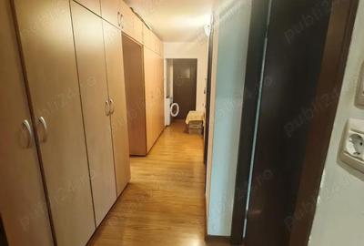 Apartament cu 4 camere decomandat în Central - 3