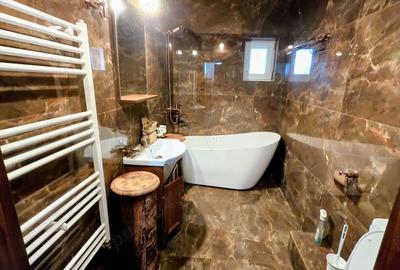 Proprietar vand vila d+p+e+m cu o suprafata generoasa de 540 mp construiti, teren amplu de 950 mp - 2