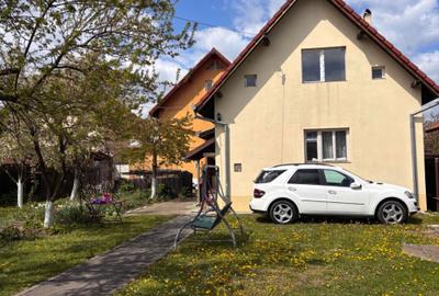 Casă cu 4 camere în Central - 4