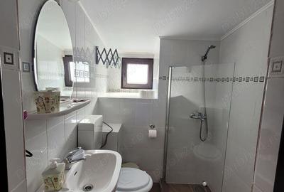 Casă cu 14 camere cu Teren 300 Mp în Eforie - 1