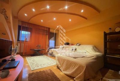 Apartament 3 camere, decomandat, 2 bai, etaj 2 - Zona Bancilor - 2