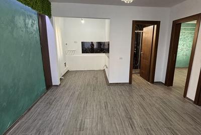 Casă cu 2 camere cu Teren 140 Mp în Central - 2