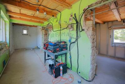 Casa  cu 3 camere si teren 4,342 mp de vanzare in Valea Mare de Codru - 6