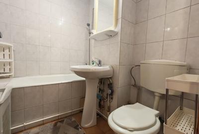 Apartament cu 2 camere decomandat, mobilat în Casa de Cultură - 11