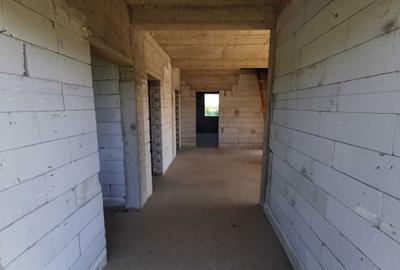 Casă cu 3 camere în Mândruloc - 6