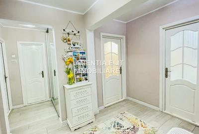 Apartament cu 3 camere decomandat, mobilat în Central - 3