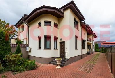 Duplex cu 7 camere în Ultracentral