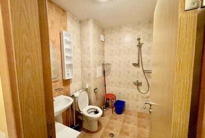 Apartament cu 2 camere semidecomandat în Apărătorii Patriei