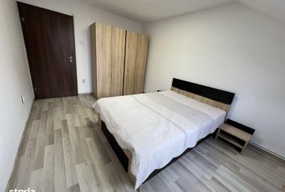 Apartament cu 4 camere decomandat în Turnișor - 2