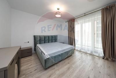 Apartament cu 2 camere decomandat, mobilat în Tractorul - 4