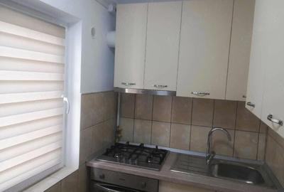 Garsonieră decomandată în Central - 4