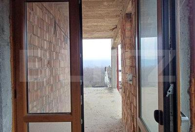 Duplex la rosu in Luna, langa Campia Turzii - 13