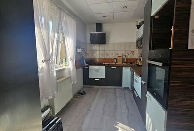 Casă cu 8 camere cu Teren 500 Mp în Șelimbăr - 11